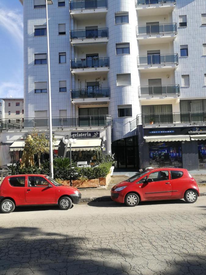 Appartement La Casa Di Piero à Cosenza Extérieur photo